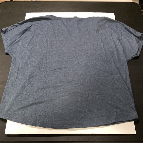 Next Level Apparel t-shirt - Picture 4 of 4